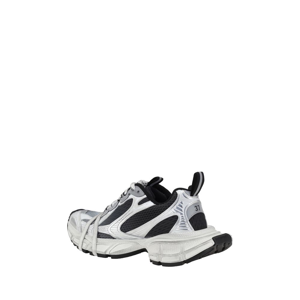 Balenciaga’s 3XL Gradient Sneakers